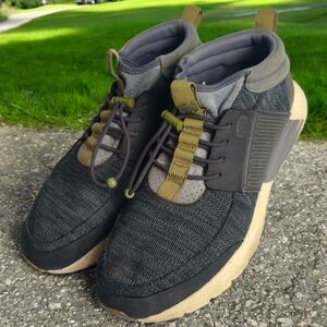 Hey Dude Men's Hightops Trail Blazers Size 12 Ultra Grip